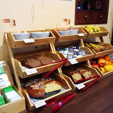 Hotel Restaurant Prunieres Омон-Обрак Екстериор снимка